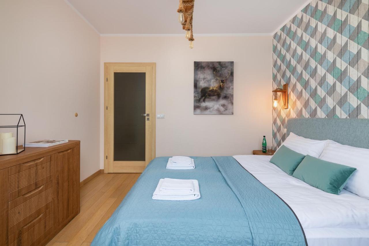Apartment Slominskiego 5 II With Balcony By Noclegi Renters Varşova Dış mekan fotoğraf